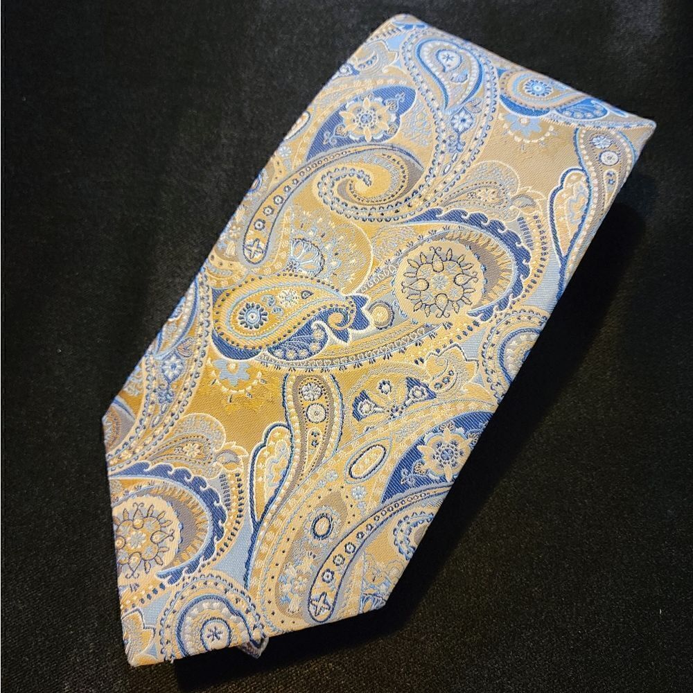 Paul Fredrick tie  